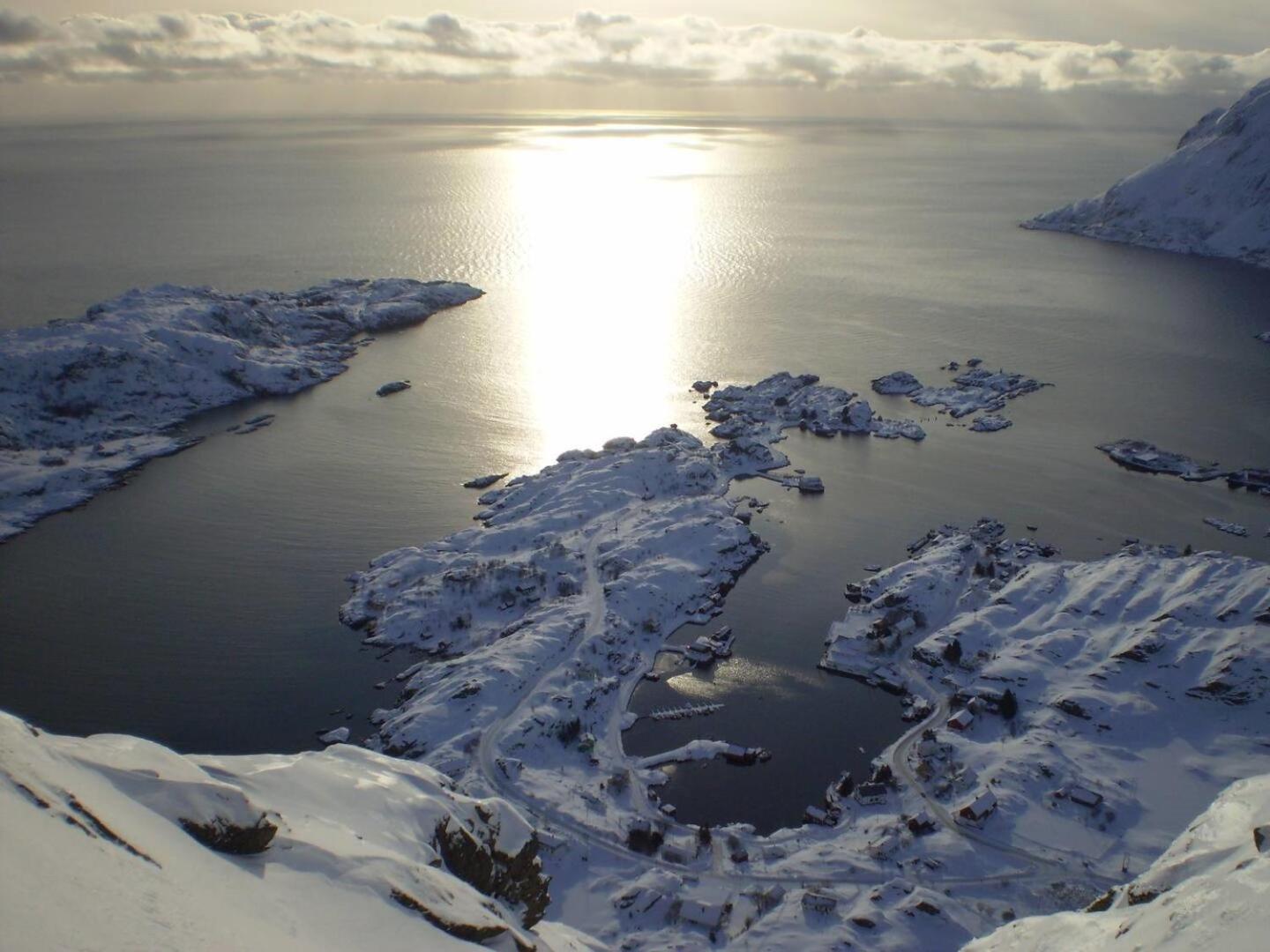 Damperiholmen Cabin Sund  Exterior photo