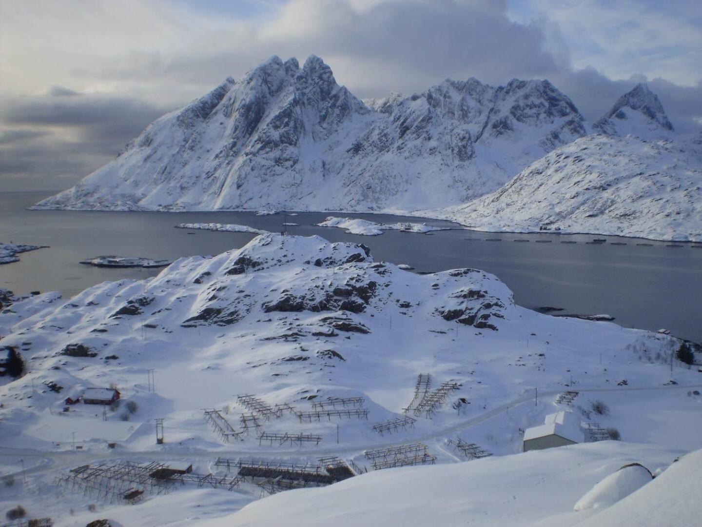 Damperiholmen Cabin Sund  Exterior photo